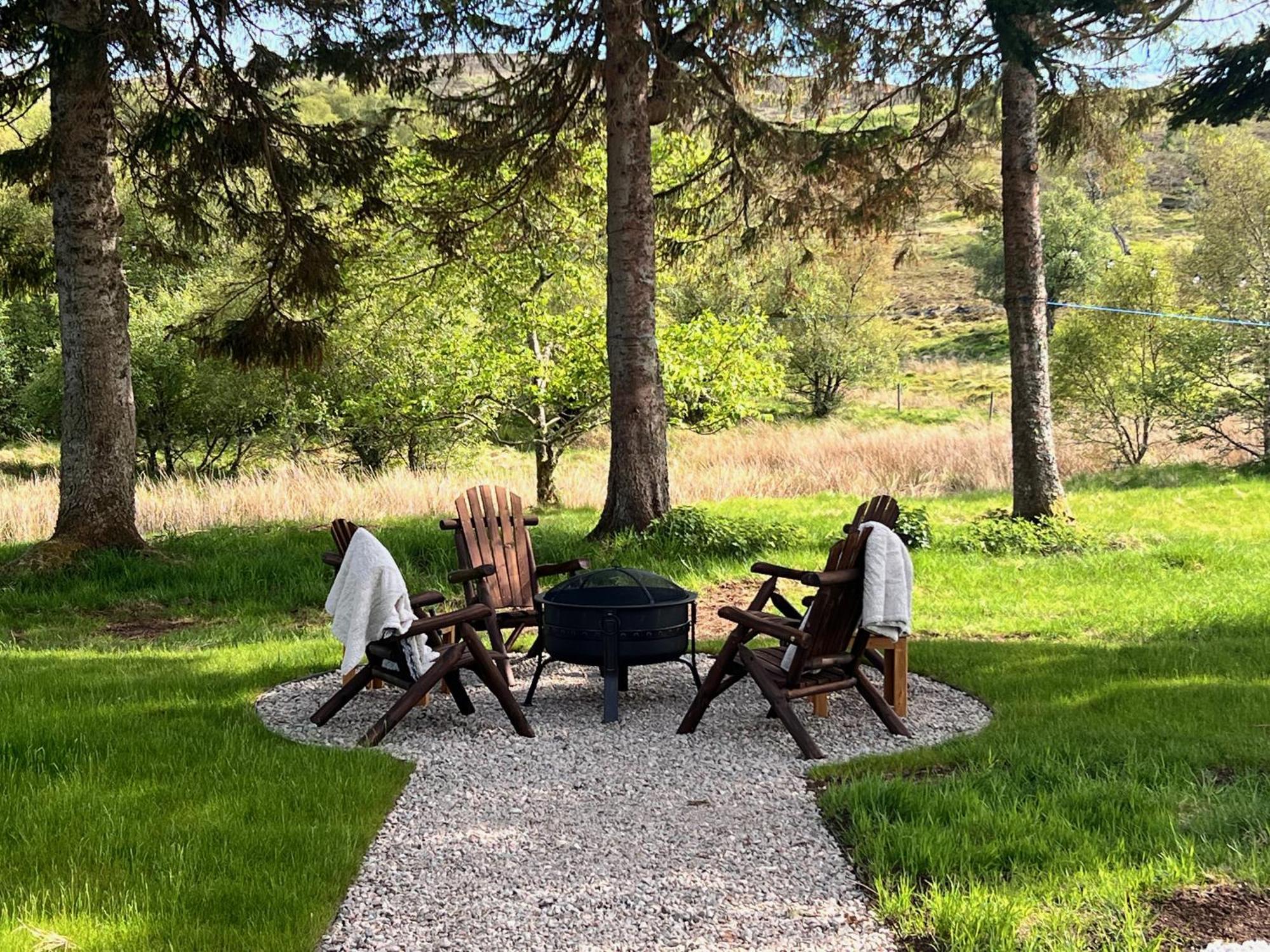 Challenger Bothy Villa Lairg Exterior photo